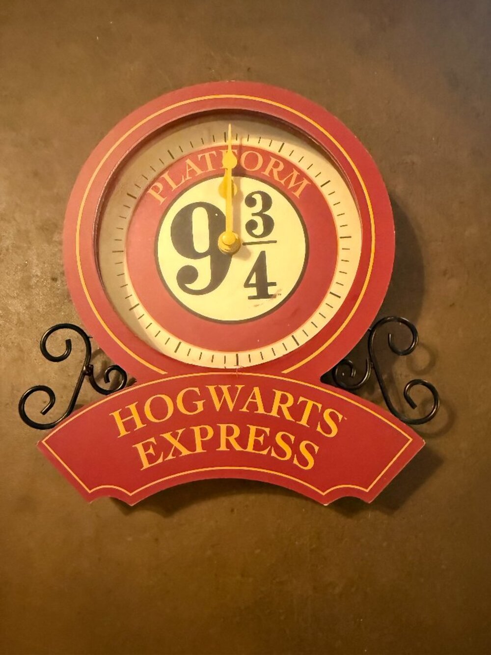 Harry Potter Platform 9 3/4 Station Wall Clock, 9.44 X 8.22 Inches